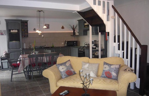 Mur-de-Bretagne House | Kerguillaume