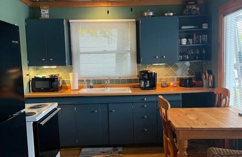 Pulteney Cottage | Keuka Guest Cottage w/Hot Tub