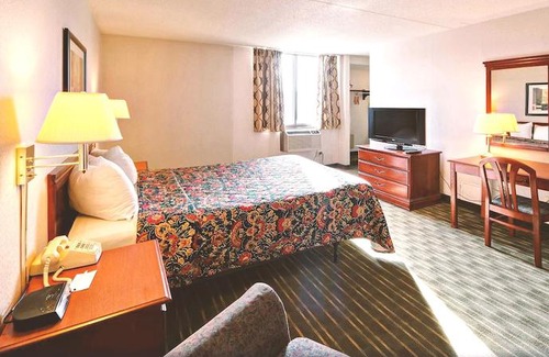 Roseville Hotel | Key Inn Roseville