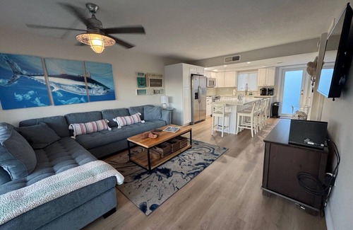 Key Largo House | Key Largo Three Level Townhouse on the Ocean Side, great amenities and two pools