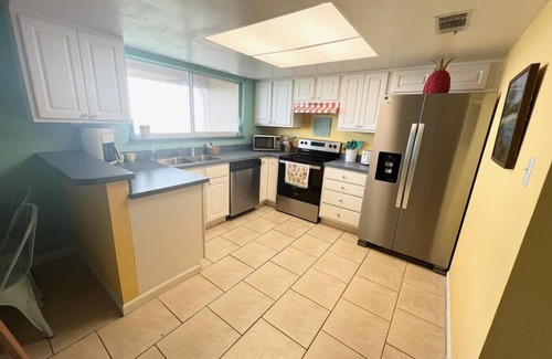 Cocoa Beach Condo | Key West Style: 2B/2B Direct Beach Front Condo with Awesome Ocean views