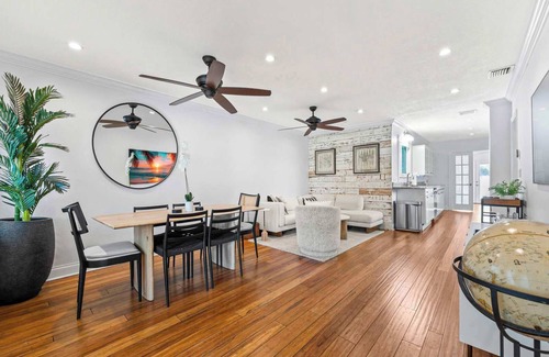 Middle River Terrace House | Key West Style Tropical Paradise with Pool