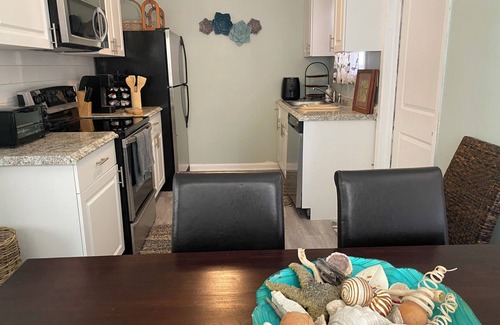 Lake Worth House | Key West Style House, Large Living Room, Driveway, Fenced Yard, Close to Beach