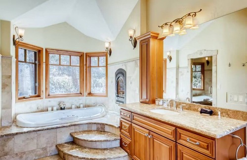 Keystone House | Keystone CO | Halcyon Mountain Chalet | 6 Bedroom