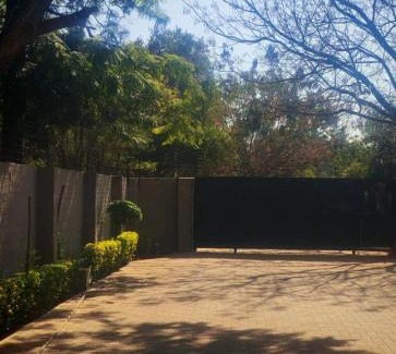 Gaborone Bed & Breakfast | Kgale Lodge