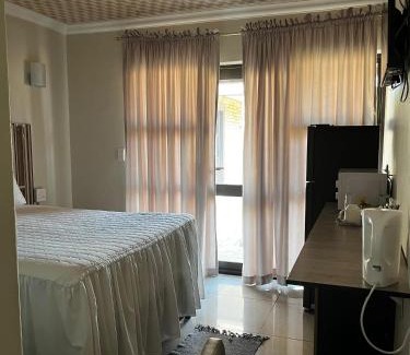 Klerksdorp House | Khahliso Guesthouse