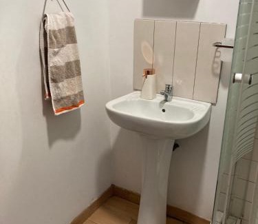 Hillcrest Apartment | Khaled Estate Cottages