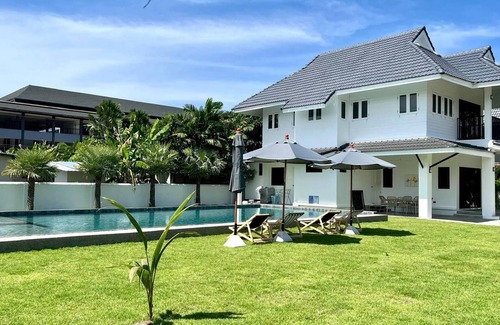 Khuekkhak Apartment | Khaolak Pool Villa with 3 bedrooms