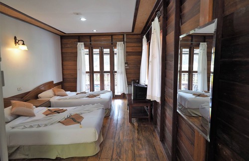 Tha Sao Hotel | Khaothone River View Resort