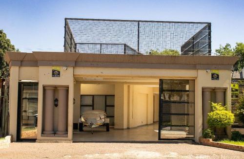 Kempton Park House | Khayalethu