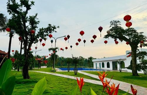 Chau Thanh Hotel | Khu Nghỉ Dưỡng Sen Hong Town