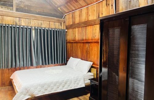 Chau Duc Cabin | Khu Nghỉ dưỡng Sinh thái Nhà Lụa Retreat