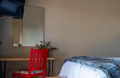 White River Cabin | Khululeka Safaris Lodge