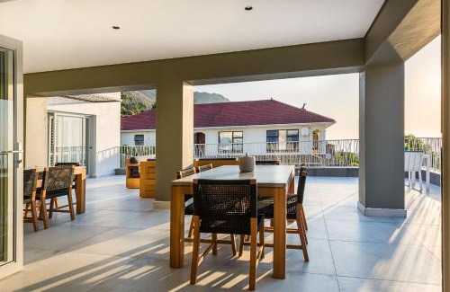Mountainside House | Kianga