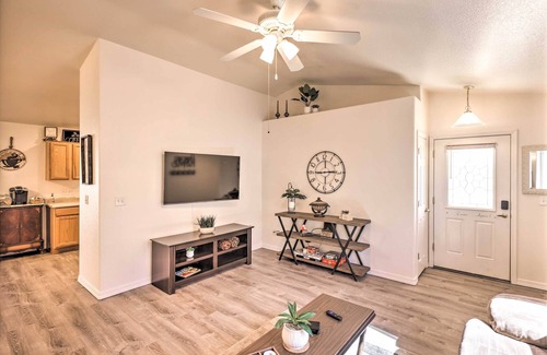 Kingman House | Kid-Friendly Kingman Home Near Parks & Dining