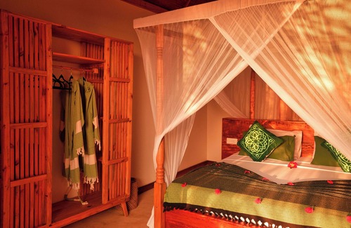 Kidoti Hotel | Kidoti Bay