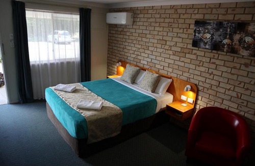 Kilcoy Hotel | Kilcoy Gardens Motel