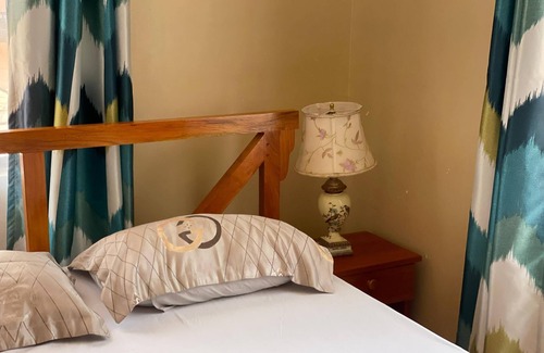 Moshi Bed & Breakfast | Kilimanjaro Homestay B&Bnn