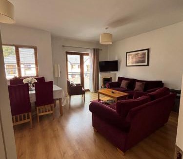 Killaloe Apartment | Killaloe Lakeside Holiday Home 2Bedroom