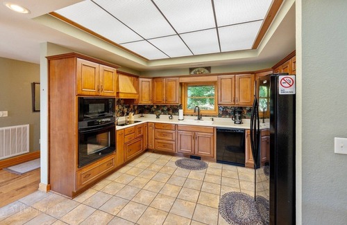 Gatlinburg - Pigeon Forge Cabin | Kim's Cove Motorcycle-Friendly Cabin features Game Room by RedAwning