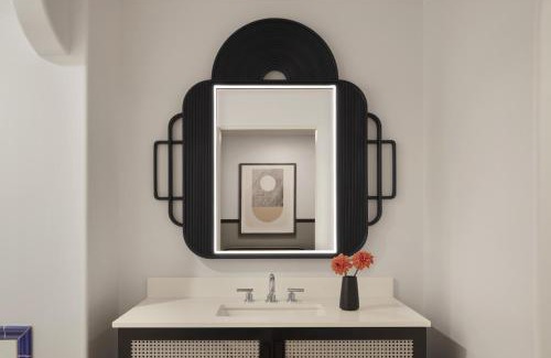 Historic Downtown Santa Barbara Resort | Kimpton Canary Hotel by IHG