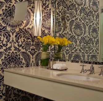 Center City East Hotel | Kimpton Hotel Monaco Philadelphia by IHG