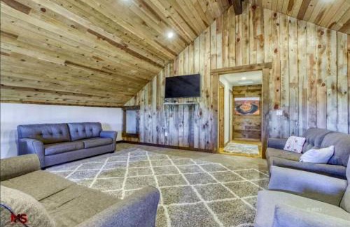 Zion National Park East Entrance House | King Beds for All Next to Zion