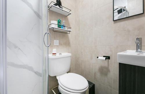 Cantelowes Hostel | King Cross Collective - By Aura Stays