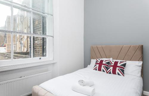 Cantelowes Hostel | King Cross Collective - By Aura Stays