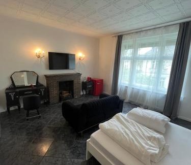 Wilmersdorf Bed & Breakfast | King David Garden