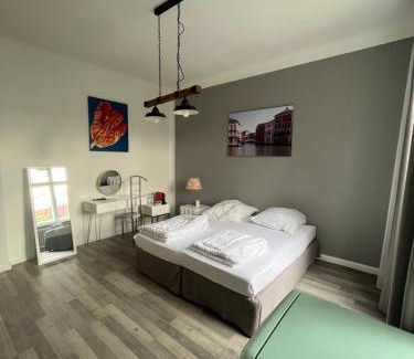 Wilmersdorf Bed & Breakfast | King David Garden