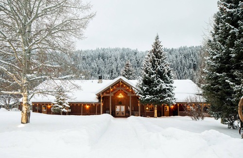 Victor Cabin | King Twin Cabin at Moose Creek Ranch