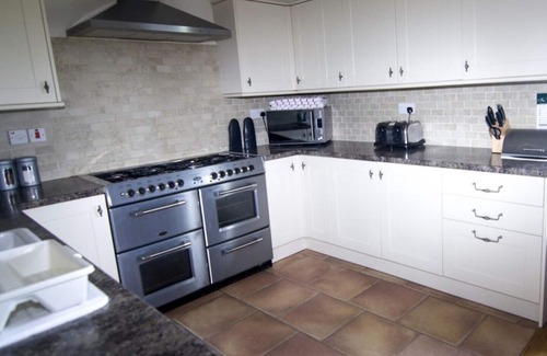 Sculthorpe House | Kingfisher Barn, Sleeps 10+2 (5 Bedrooms)