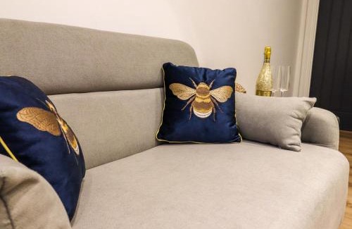 Etchinghill House | Kingfisher Cottage