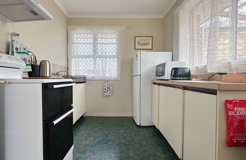 Hobart Central Business District House | Kings Corner - 5min to CBD & 20min to Airport