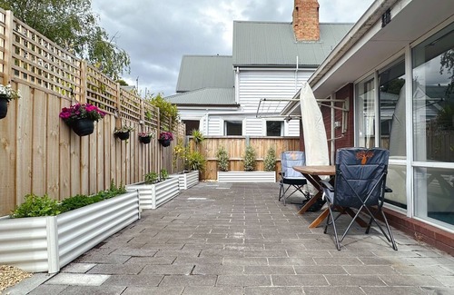 Hobart Central Business District House | Kings Corner - 5min to CBD & 20min to Airport