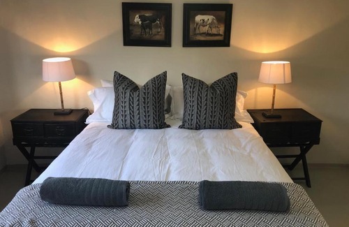 Lions River Apartment | Kinmount Cottages