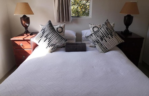 Lions River Apartment | Kinmount Cottages