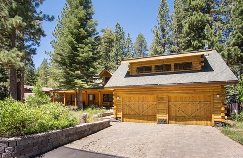 North Upper Truckee House | Kiowa Log Cabin home