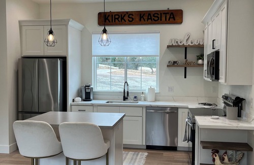 Prescott Villa | Kirk’s Kasita~ a charming 1-bedroom Kasita with WiFi, AC in beautiful Prescott!