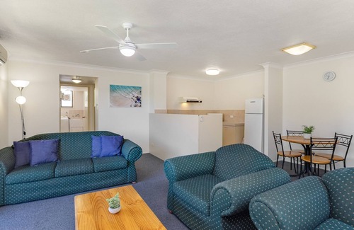 Coolangatta Apartment | Kirra Belle 2 - Central Kirra - Pet Friendly!