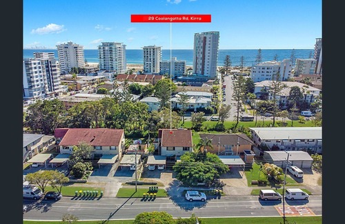 Coolangatta Apartment | Kirra Escape - Beachside Kirra - Pet Friendly - Min. 3 Night Stays!