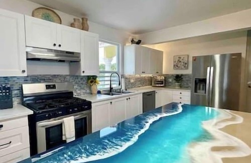 Zarzal Villa | Kite Beachfront Luxury Villa/8 BDR/Huge Pool/Jacuzzi/kiteboarding/sleeps 18+