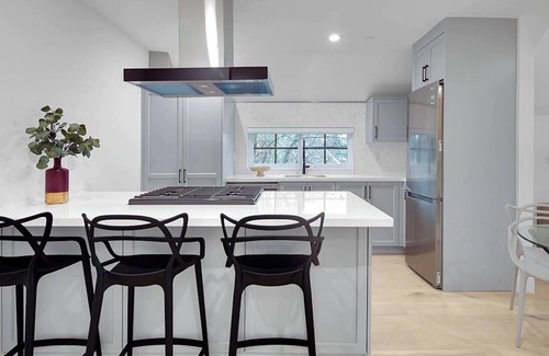 Kitsilano House | Kits Beach Flat