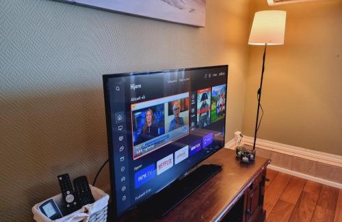 Hamar Municipality Apartment | Kjellerleilighet egen inngang.