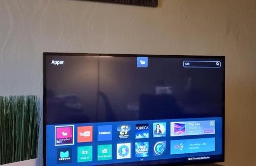 Hamar Municipality Apartment | Kjellerleilighet egen inngang.