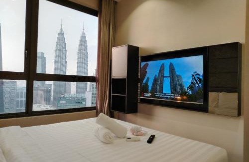 Golden Triangle Apartment | KLcc suites tower 2