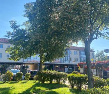 Dolbau Apartment | Klein und fein - Terrasse - Stellplatz - WIFI - Star Park