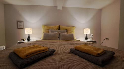 Bad Muskau Apartment | Kleine hübsche Unterkunft in Bad Muskau im EG, Nähe Schloss, Waldeisenbahn, Hermansbad, UNESCO Geopark, Nähe polnischer Markt, Top Lage für Ausflugsziele zum Wandern oder Radfahren