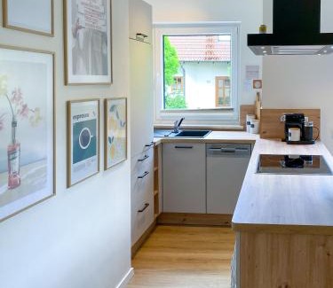 Goessweinstein Apartment | Kleines Glück zentral mit Balkon und Parkplatz